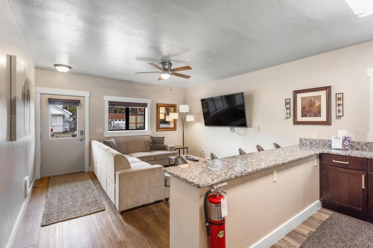 The Yellowstone Hideaway Unit A West Yellowstone Exteriér fotografie